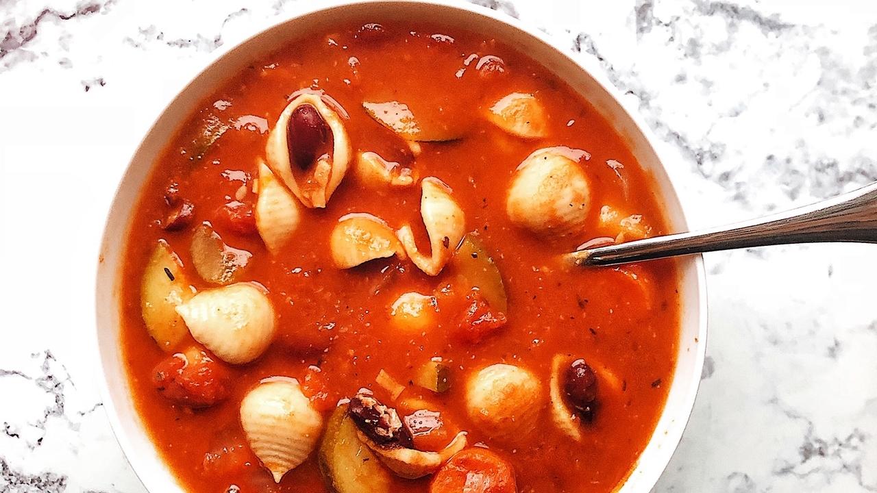 You are currently viewing Easy Minestrone Soup