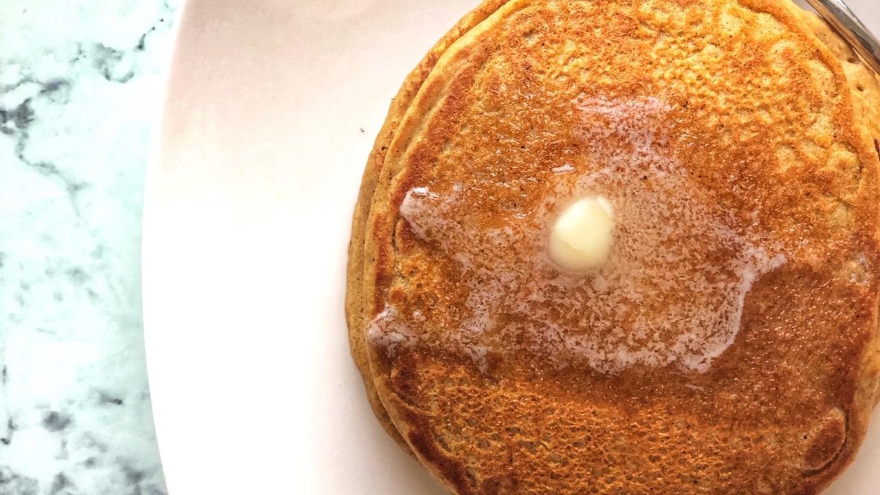 Read more about the article Pumpkin Protein Pancakes